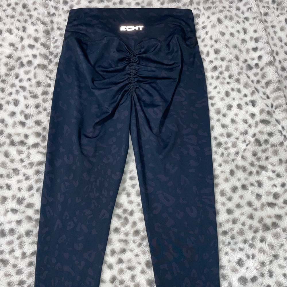 ECHT Butt Scrunch Leggings